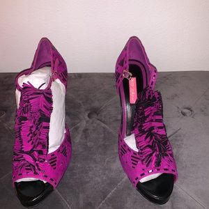 Betsy Johnson sandals purple and black